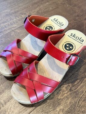 NWOT Skola Red Leather Crossover Sandals